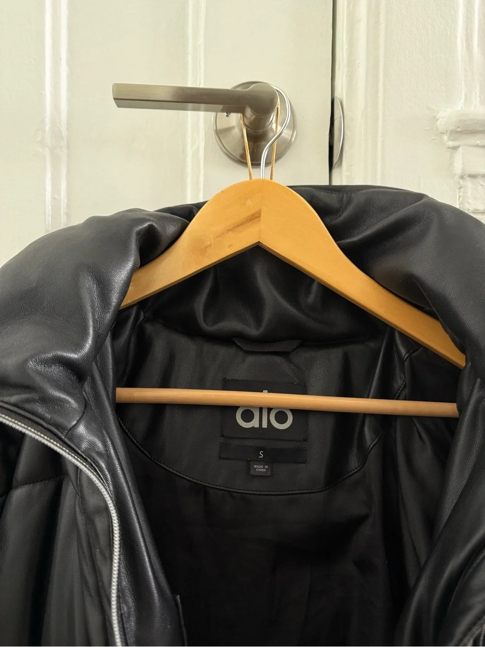 ALO Yoga good used